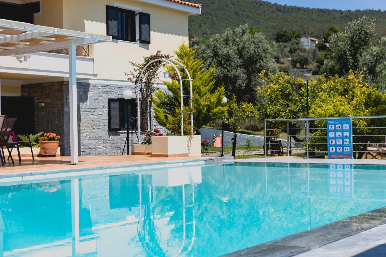 Kouvelia Country Home Luxury Villa Rental Nerotriviá Dış mekan fotoğraf